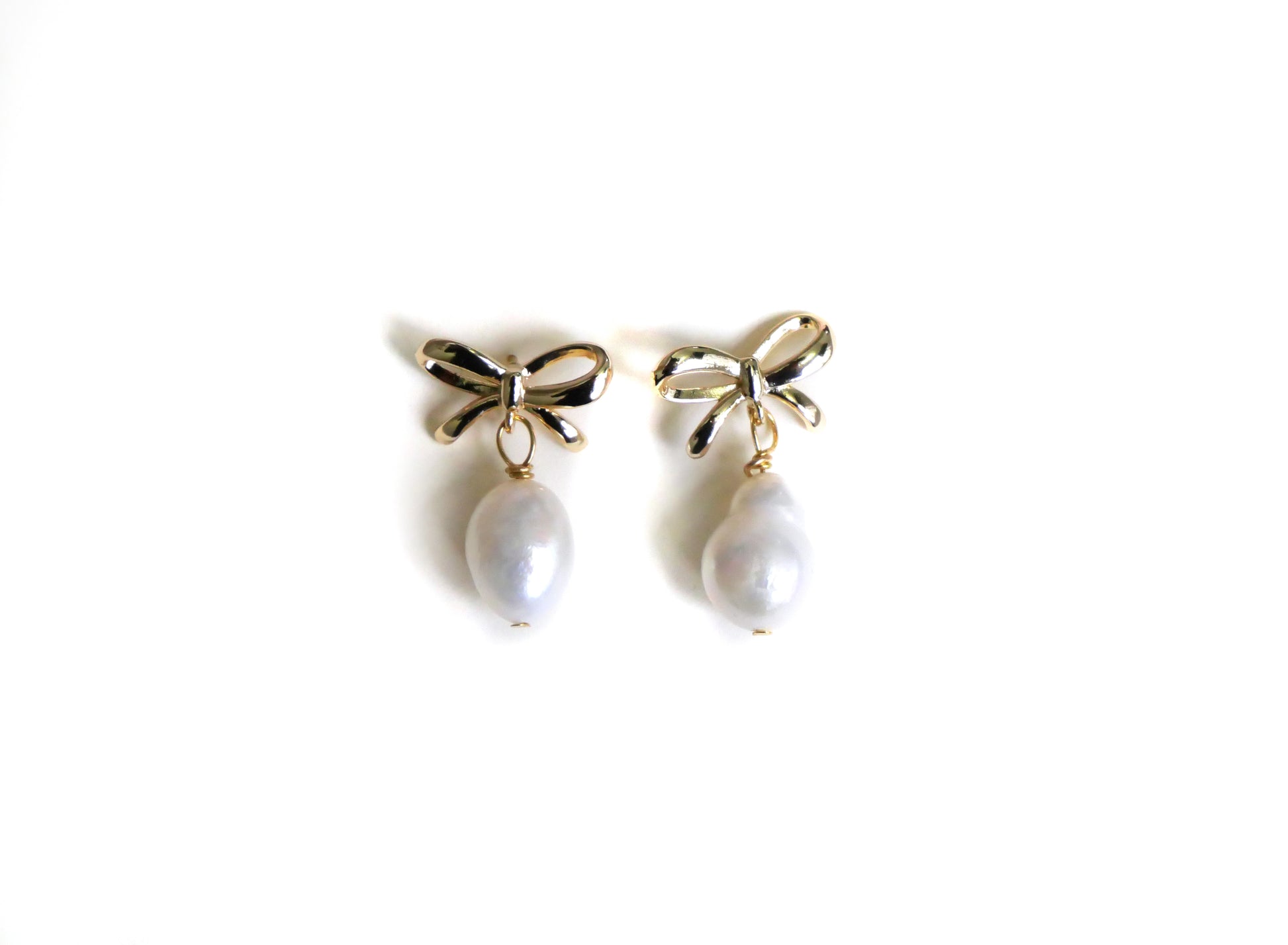 14K Gold silk bow earrings with white pearl 