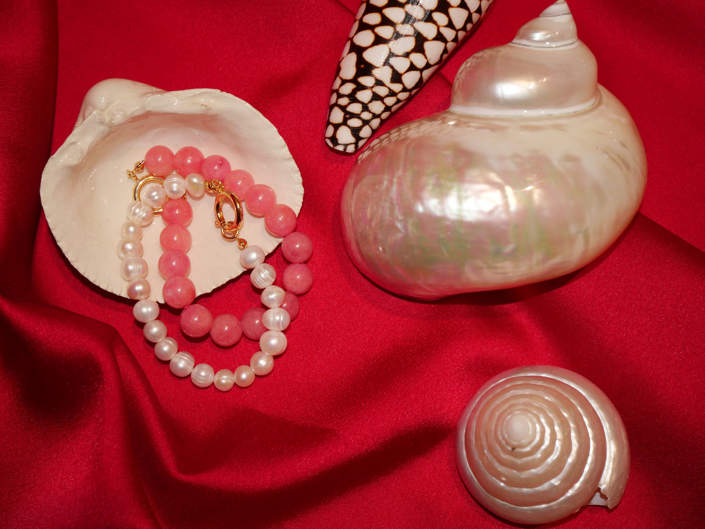 red silk pearl sea Shells jade pink and white pearl bracelets